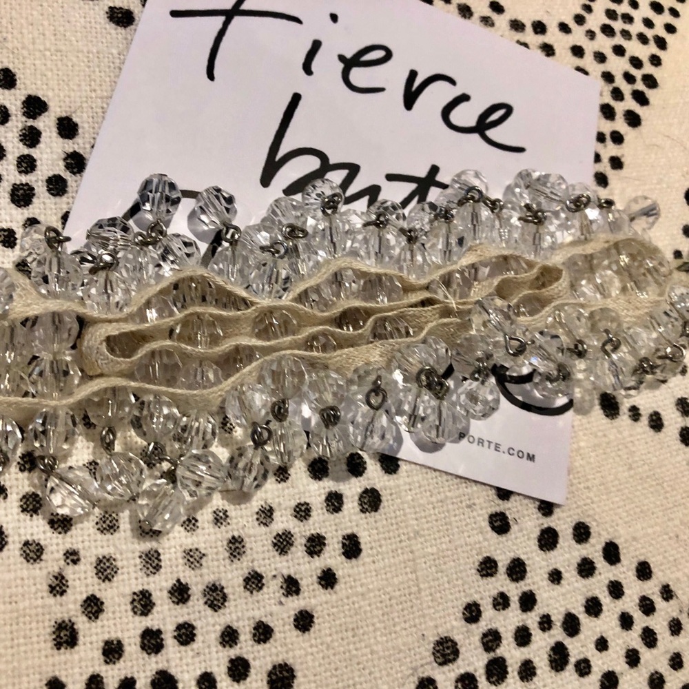 CLUB MONACO beaded bracelet